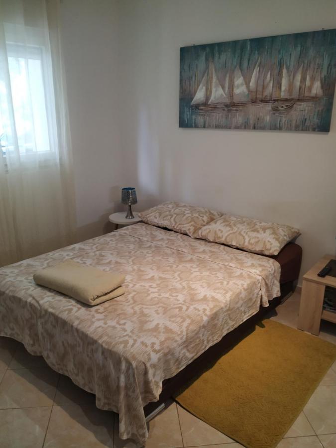 Studio Apartman Violeta II - 50M From The Beach Trogir Exteriér fotografie
